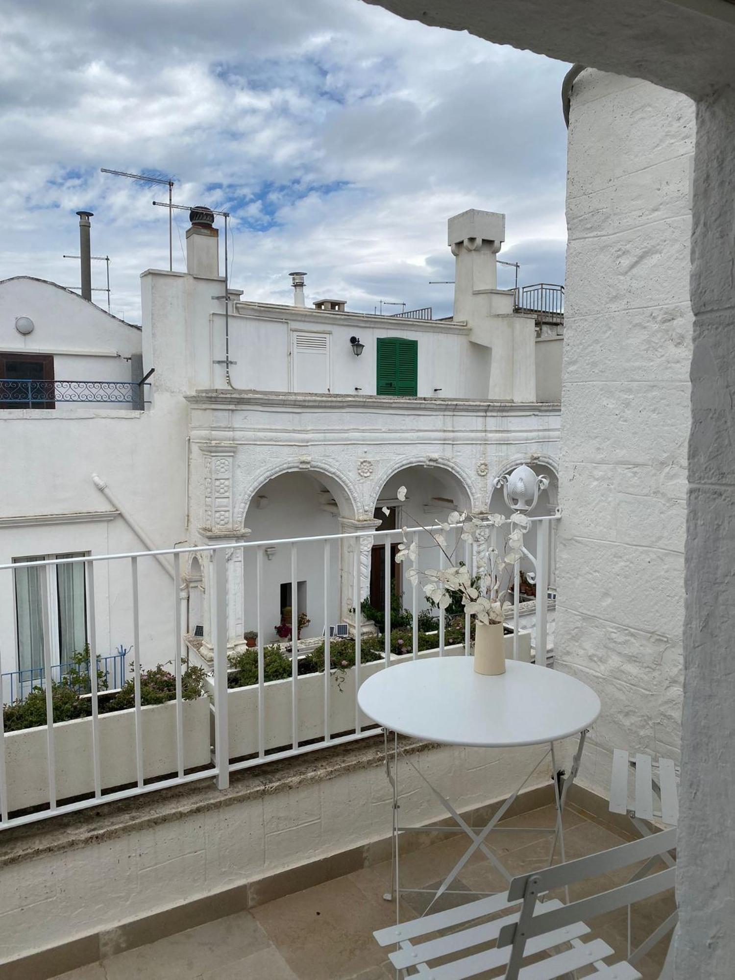 チステルニーノCasa U Burie, Casa Design Con Terrazza Panoramica E Jacuzziアパートメント エクステリア 写真